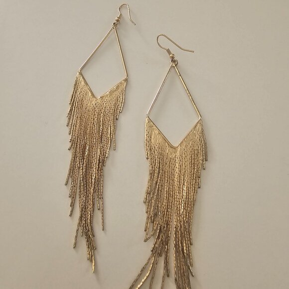 Four Pairs of Earrings: Gold and Brown - Picture 4 of 8